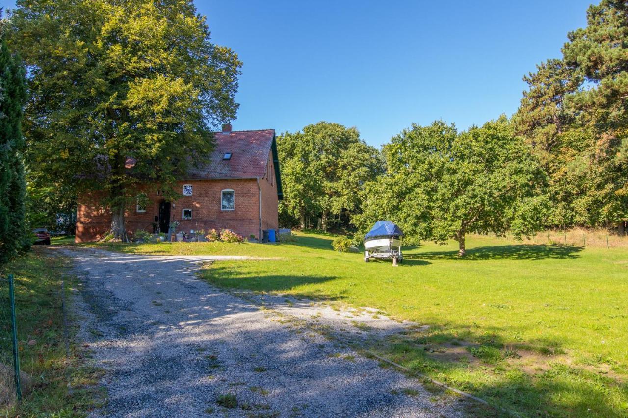 Ferienwohnung Zwischen Wald Und Strand Barhoft Buitenkant foto